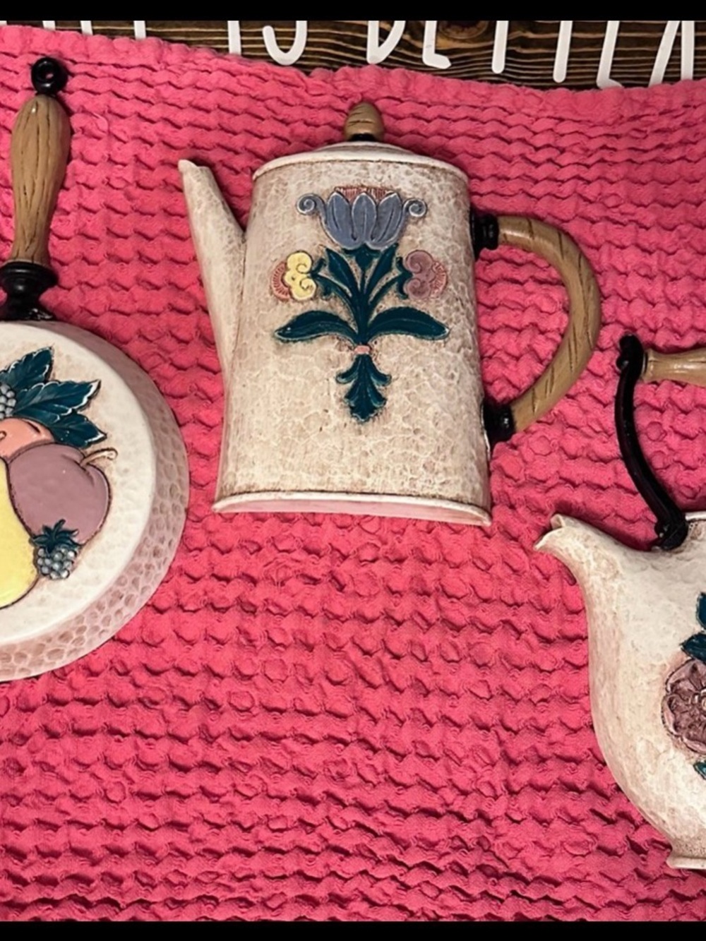 Vintage Homeco Home Interior Kitchen Decor  Skillet, Tea Pot & Coffee Pot 3 Pc